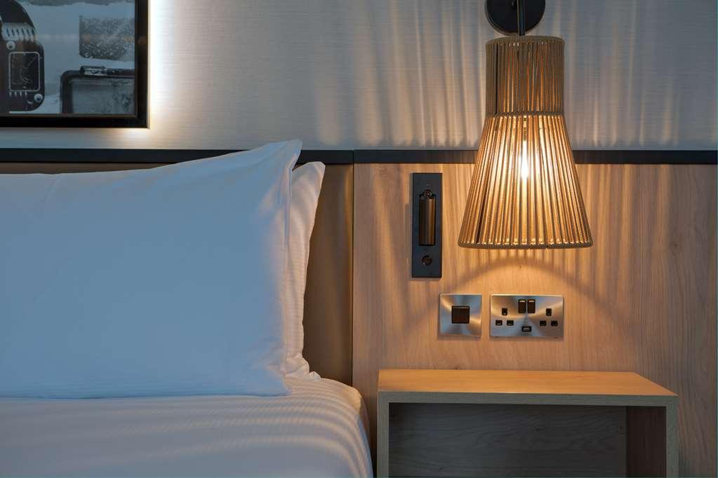 Doubletree By Hilton London Elstree Hotel Borehamwood Kamer foto