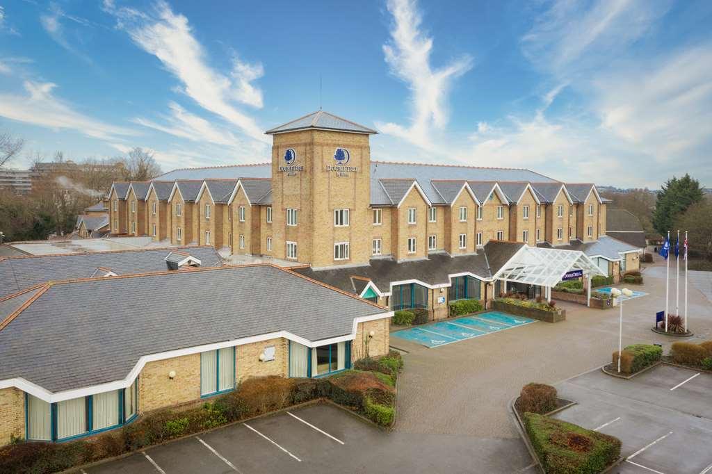 Doubletree By Hilton London Elstree Hotel Borehamwood Buitenkant foto